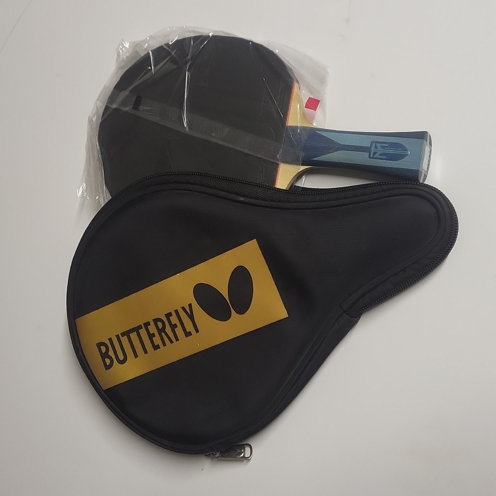 Butterfly case and racket